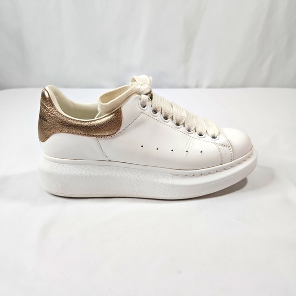 Alexander McQueen Oversized White Leather Sneakers Size 35 - Picture 1 of 9
